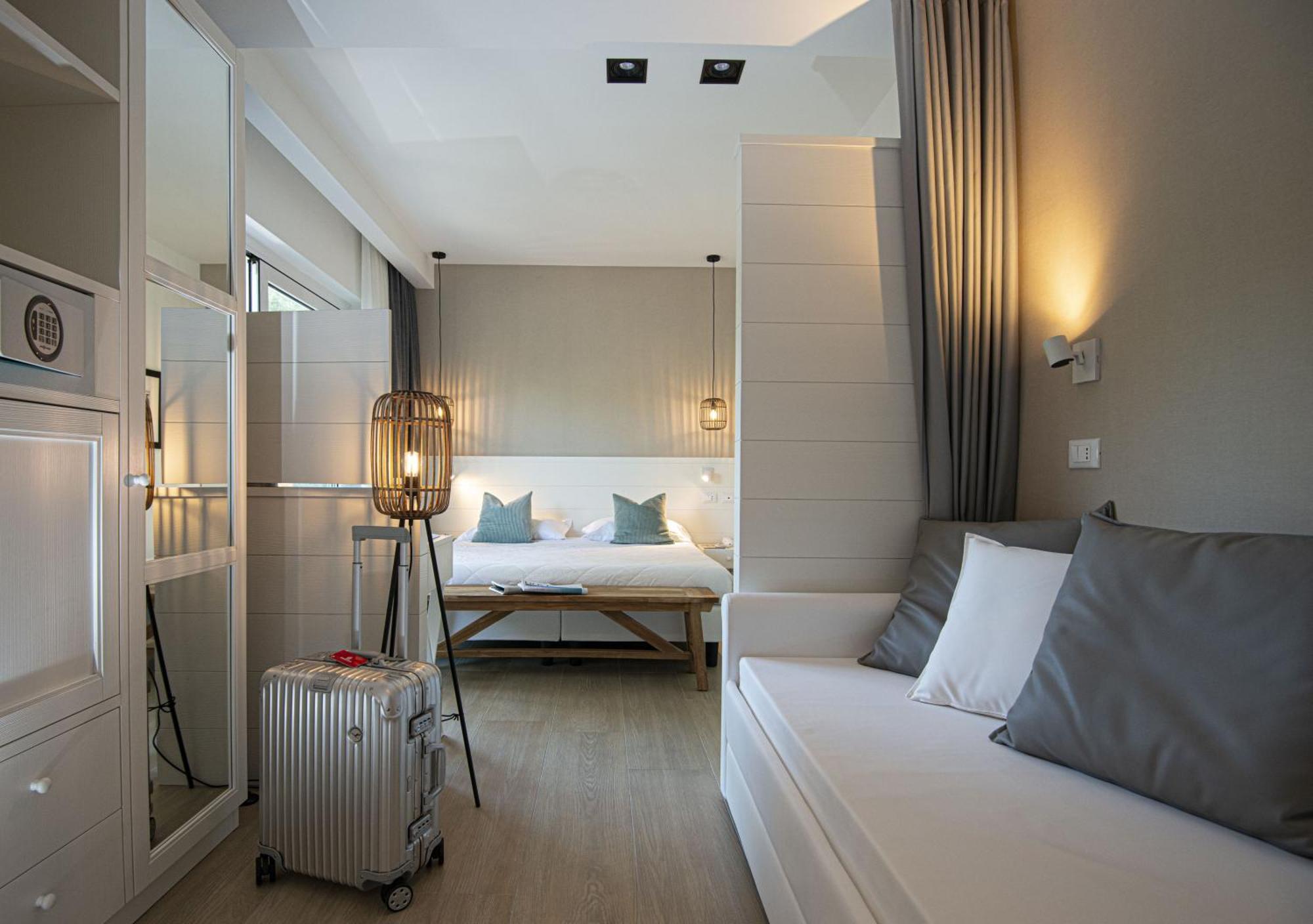 Suite Erica Lignano Hotel Lignano Sabbiadoro Exteriér fotografie