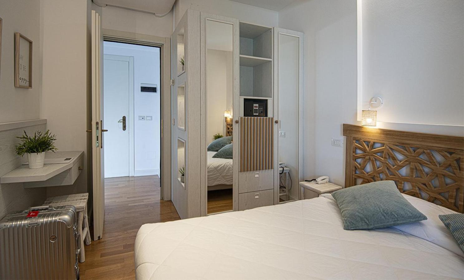 Suite Erica Lignano Hotel Lignano Sabbiadoro Exteriér fotografie