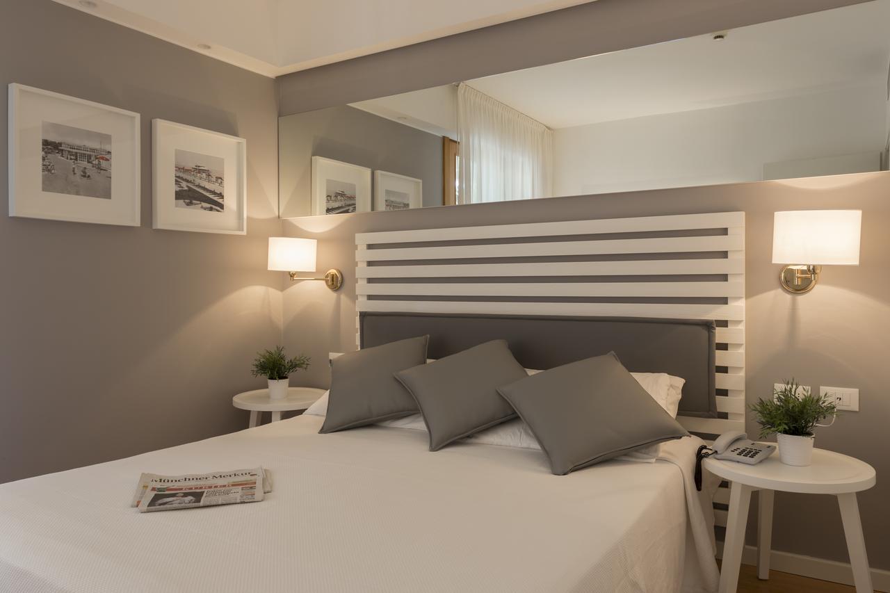 Suite Erica Lignano Hotel Lignano Sabbiadoro Exteriér fotografie