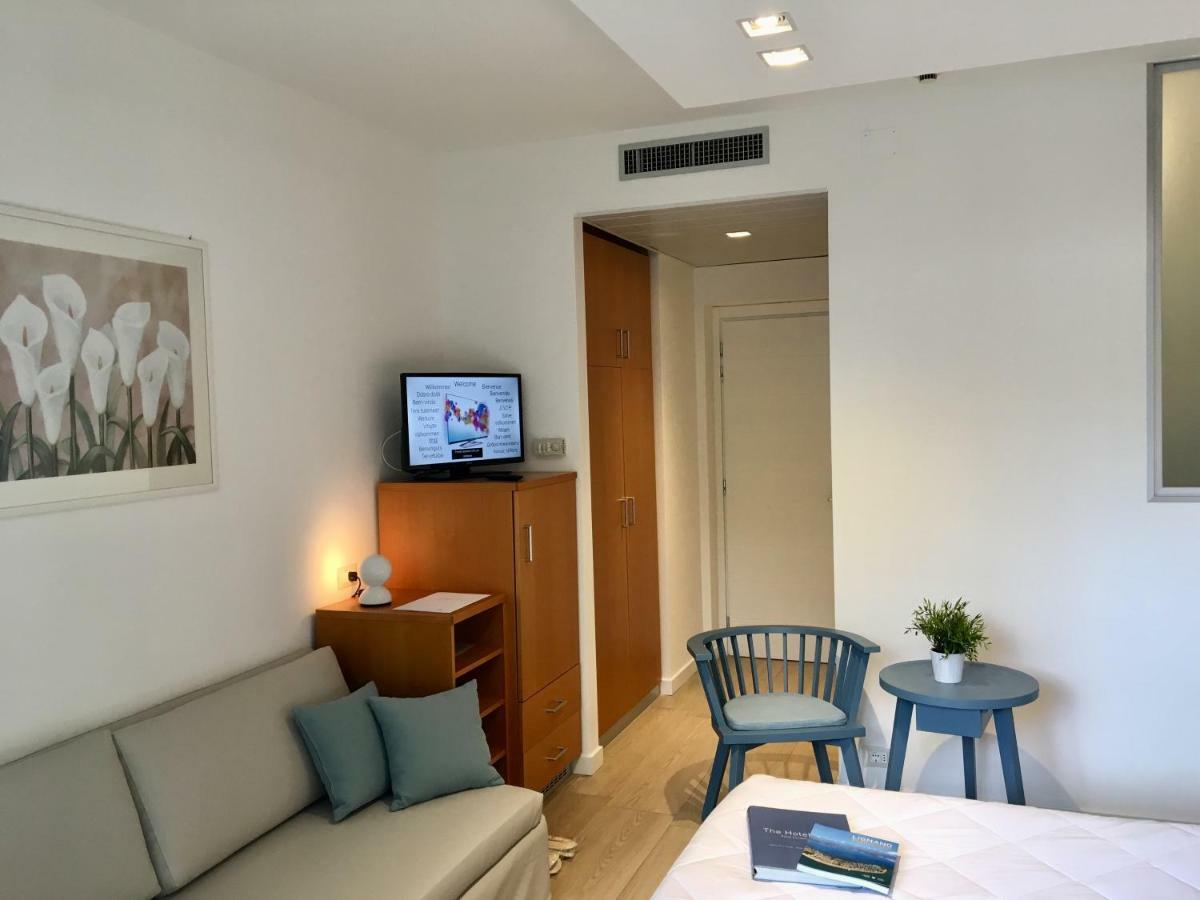 Suite Erica Lignano Hotel Lignano Sabbiadoro Exteriér fotografie